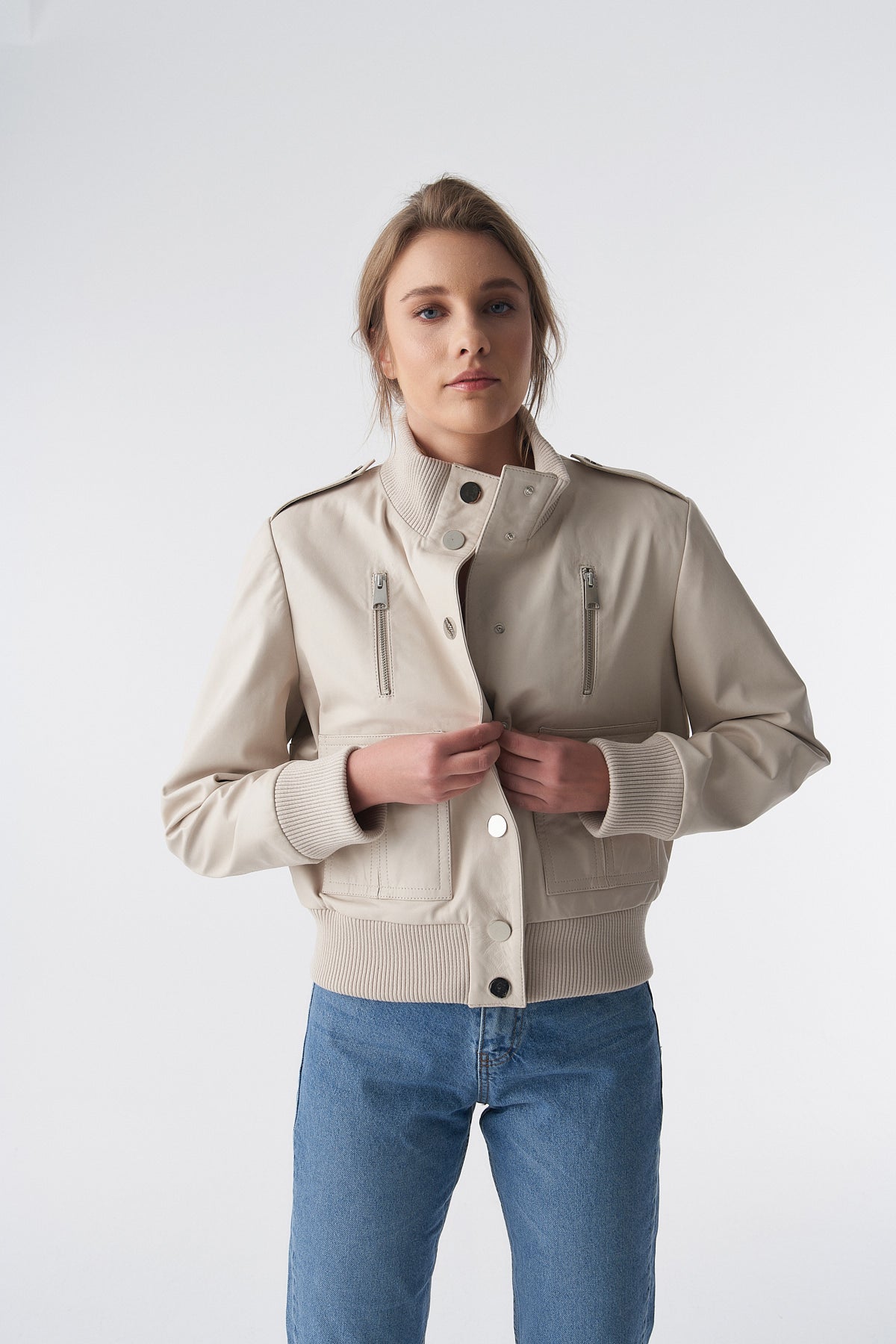 Bomberjacke aus echtem Leder, Nappa in Beige